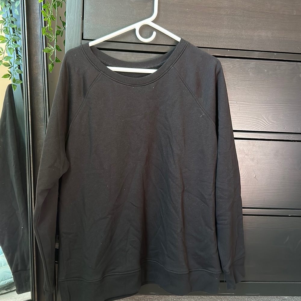 Black Crewneck